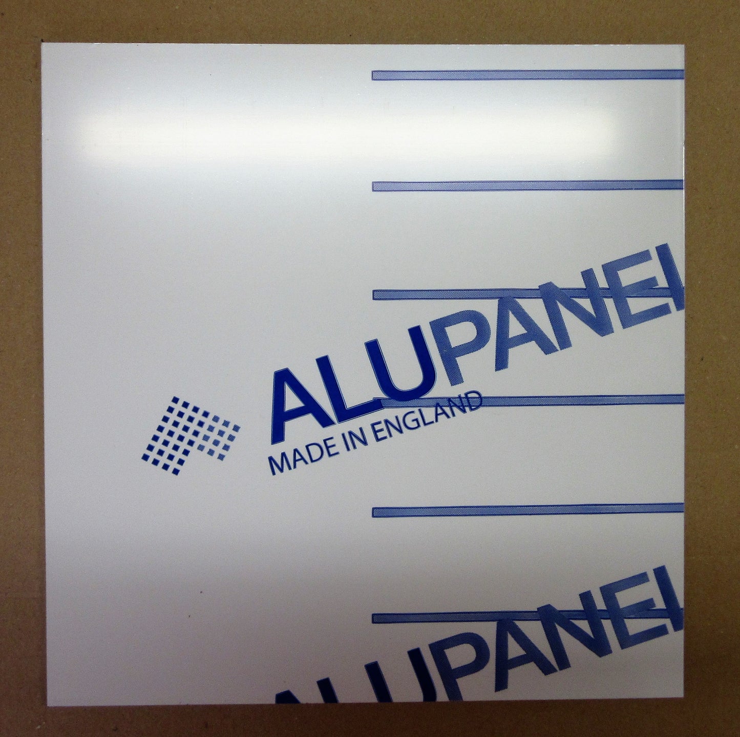 Alu-Verbundplatte 3mm weiß Zuschnitt 400 x 400mm, Deckschicht 0,26mm matt