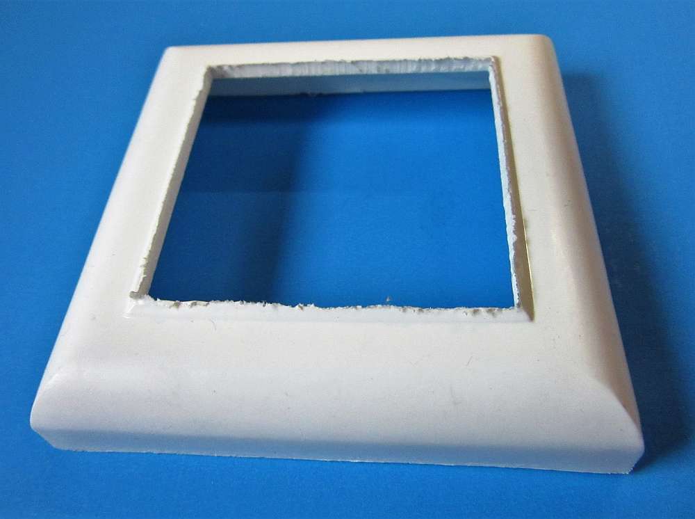 Rosetten 80 x 80mm - Loch 50 x 50mm Weiß Eckig