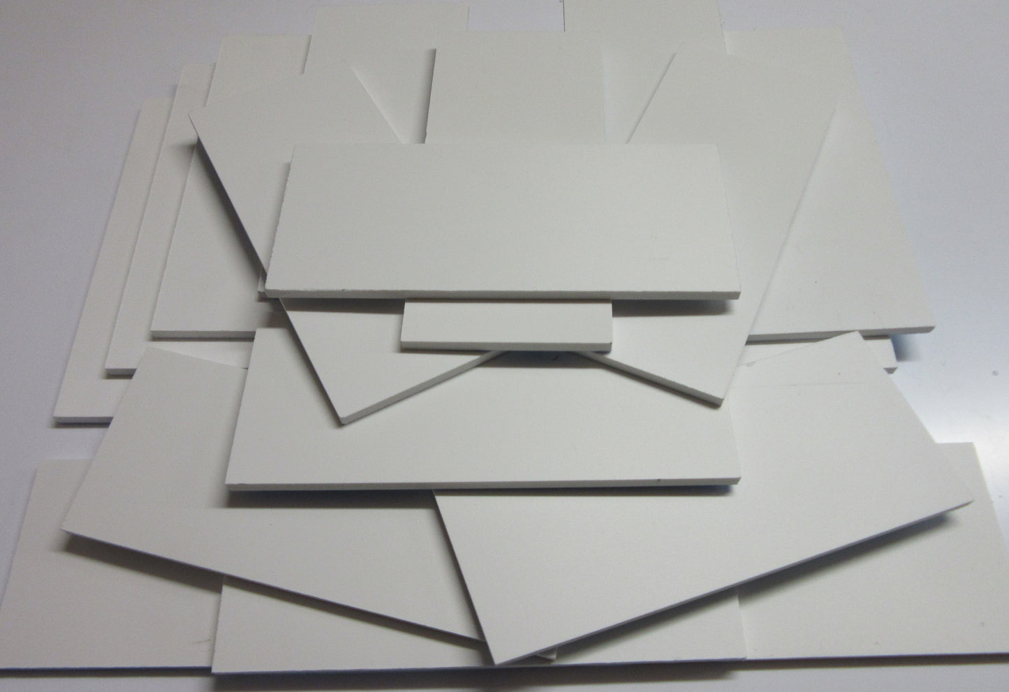 PVC Hartschaumplatten 6mm ca. 1 kg Reste Weiß - Kunststoffplatten ca. 18 Stück