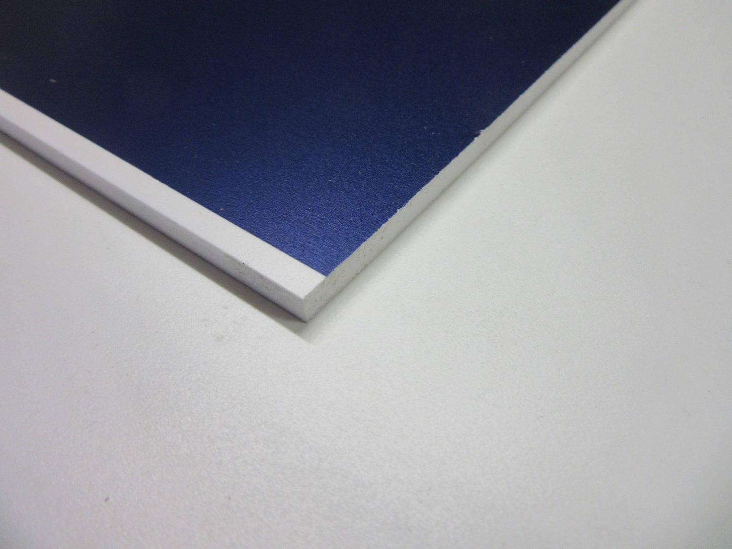 PVC Hartschaumplatte 6mm Zuschnitt Dunkelblau lackiert 400 x 253mm Kunststoffplatt
