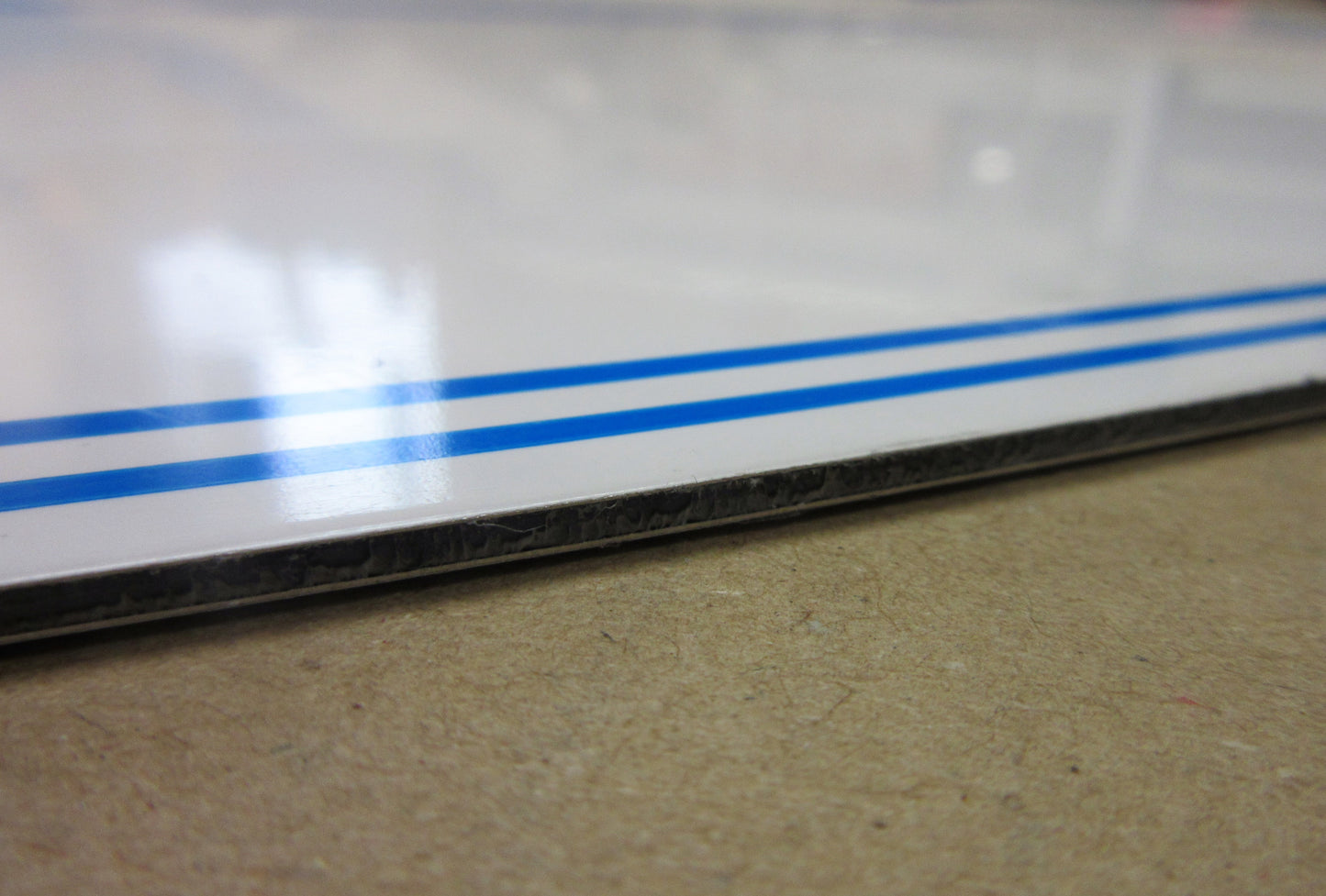 Alu-Verbundplatte 2mm weiß Zuschnitt 400 x 385mm, Deckschicht 0,25mm DIBOND®