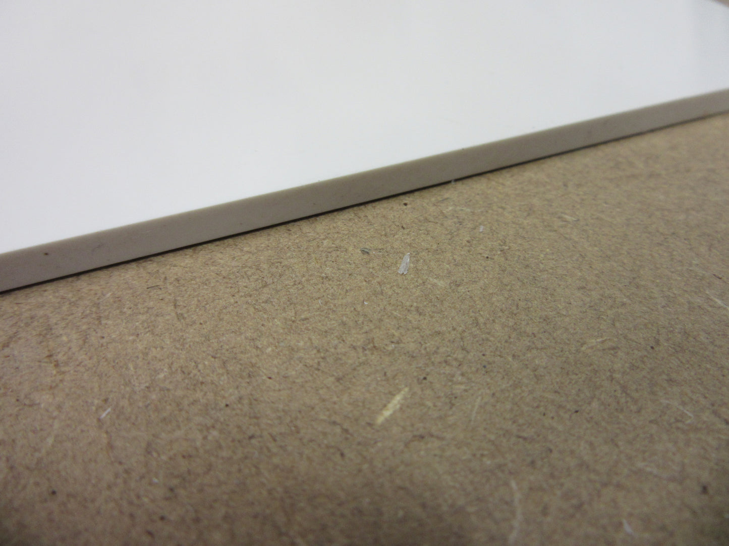 PVC-CAW Platte 4mm Weiß Zuschnitt 610 x 198mm - PVC Hartplatte Kunststoff