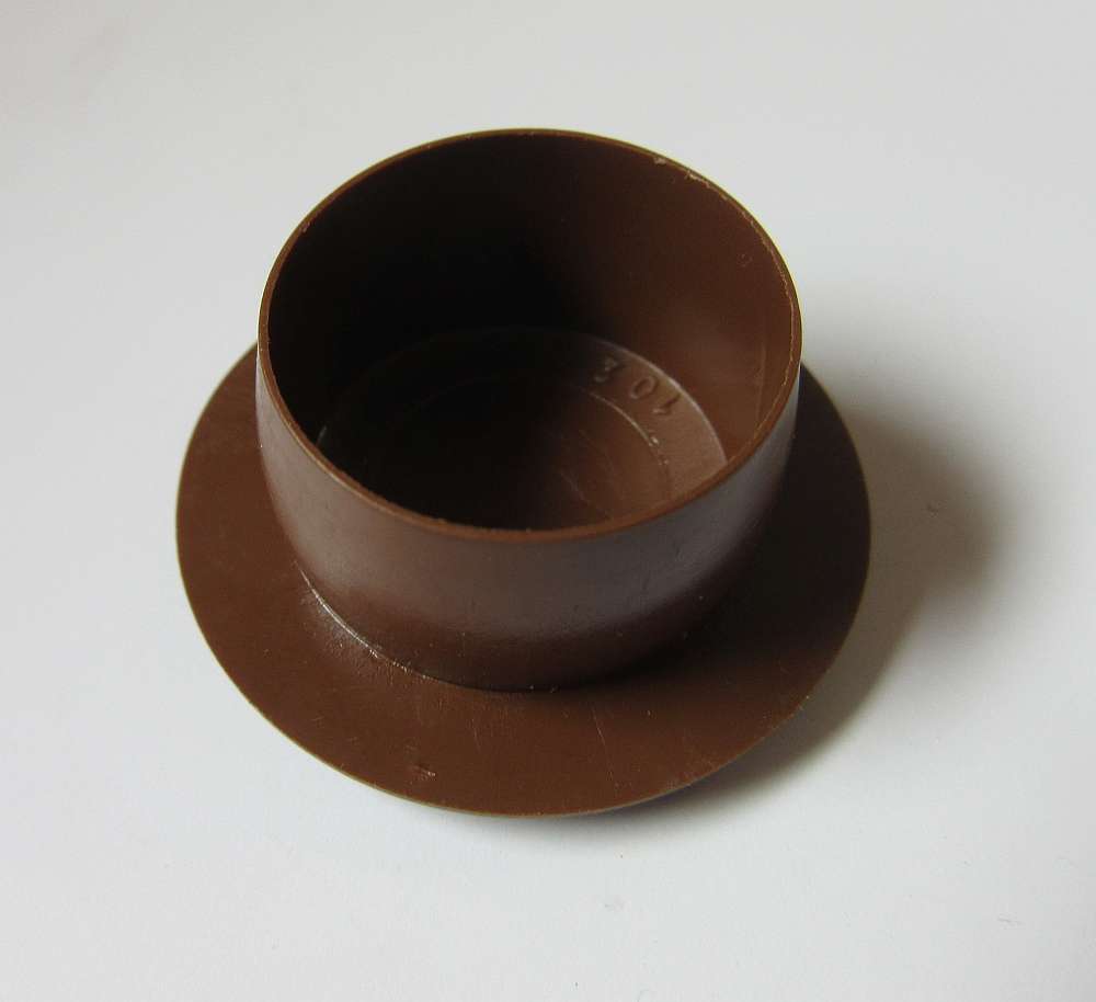 Blindstopfen KB200 20,5mm Braun Kunststoff - Kopf:25,5mm - Höhe: 9mm