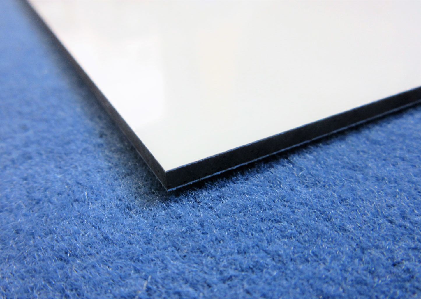 Alu-Verbundplatte 3mm weiß Zuschnitt DIN A4 297 x 210mm Werbeschild Firmenschild