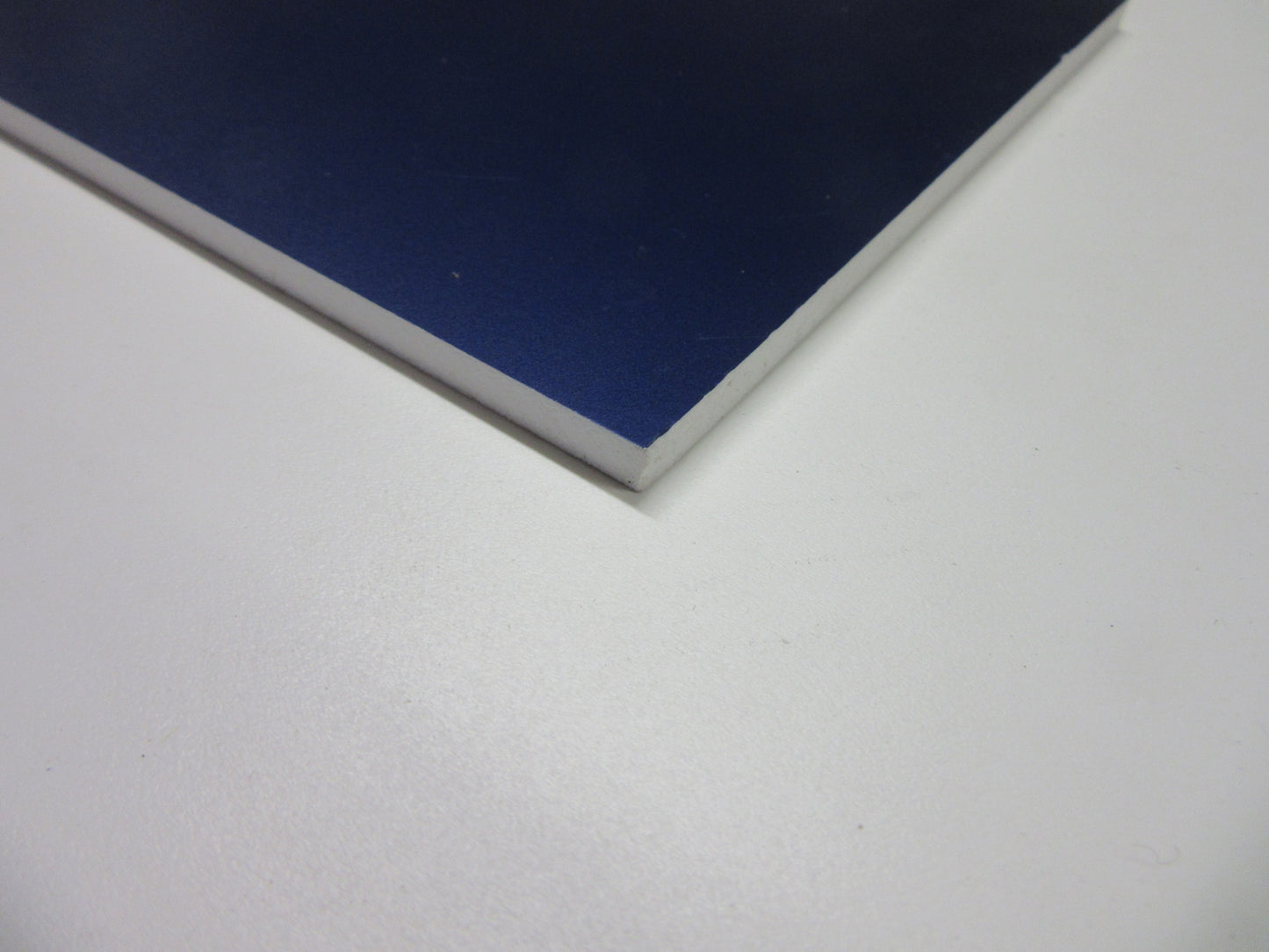 PVC Hartschaumplatte 6mm Zuschnitt Dunkelblau lackiert 460 x 254mm Kunststoffplatte