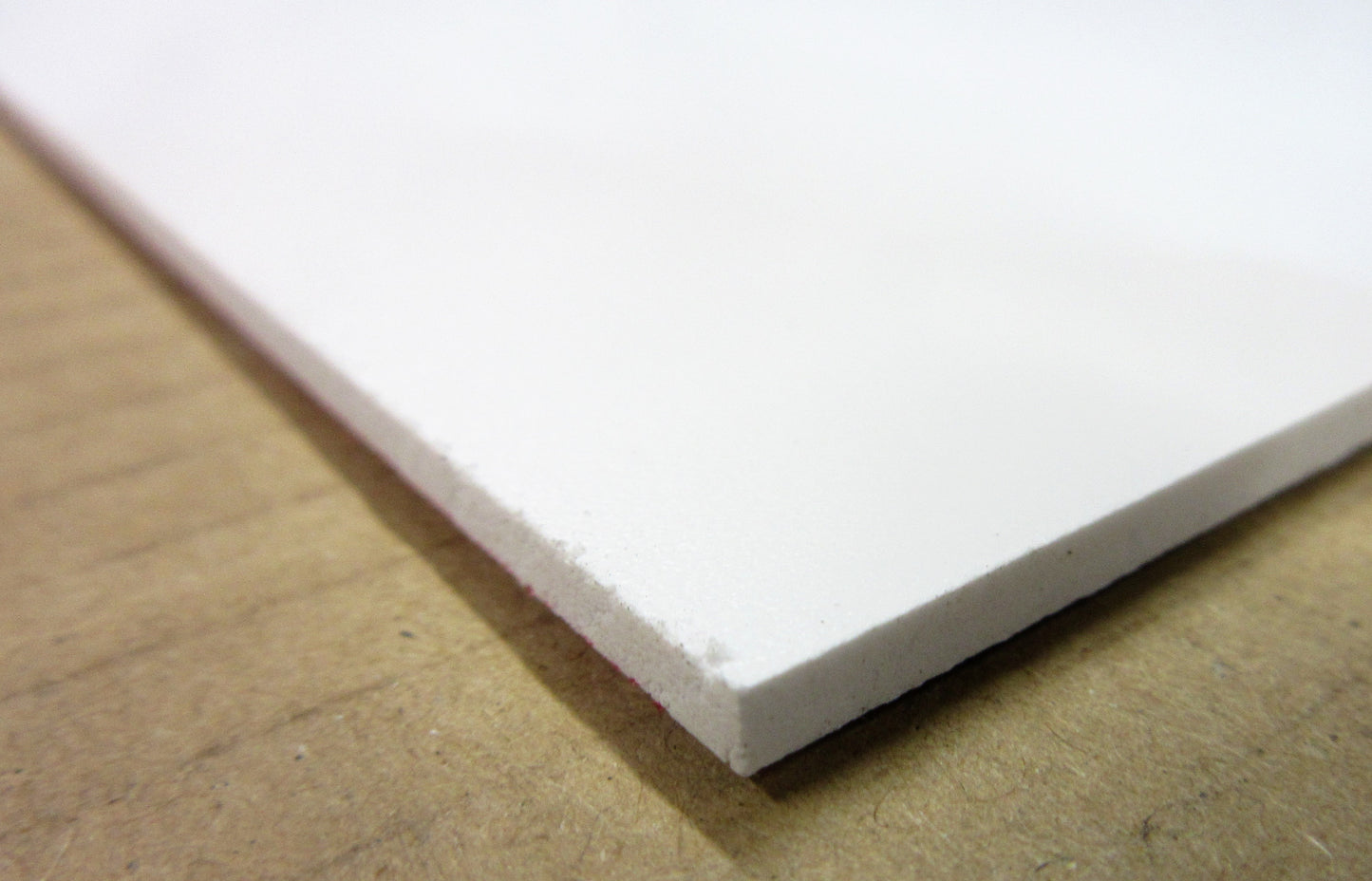 PVC Hartschaumplatte 3mm Streifen weiß 548 x 45mm - Kunststoff Platte SIMOPOR S