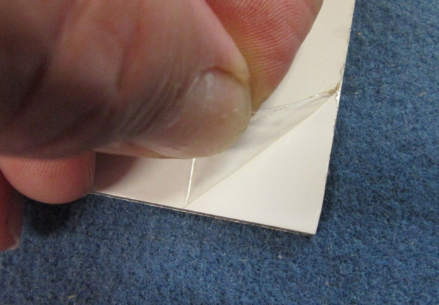 Alu-Verbundplatte 3mm weiß Zuschnitt 330 x 236mm, Deckschicht 0,3mm DIBOND®