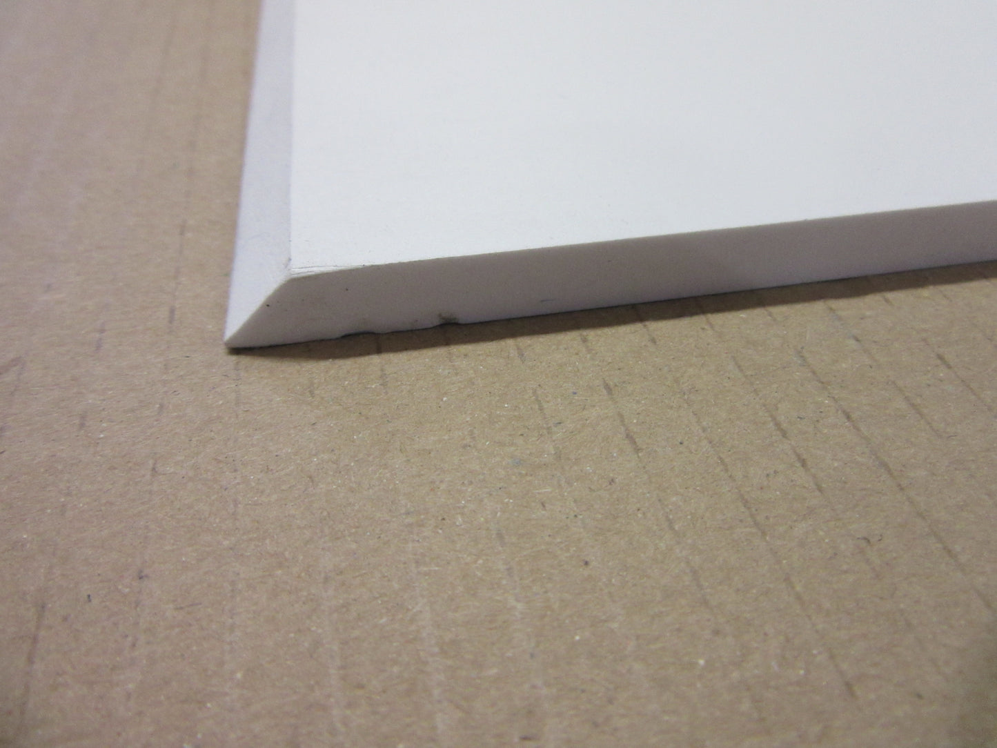 PVC Hartschaumplatte 8mm Zuschnitt weiß 670 x 300 mm - Excel Kunststoff Platte