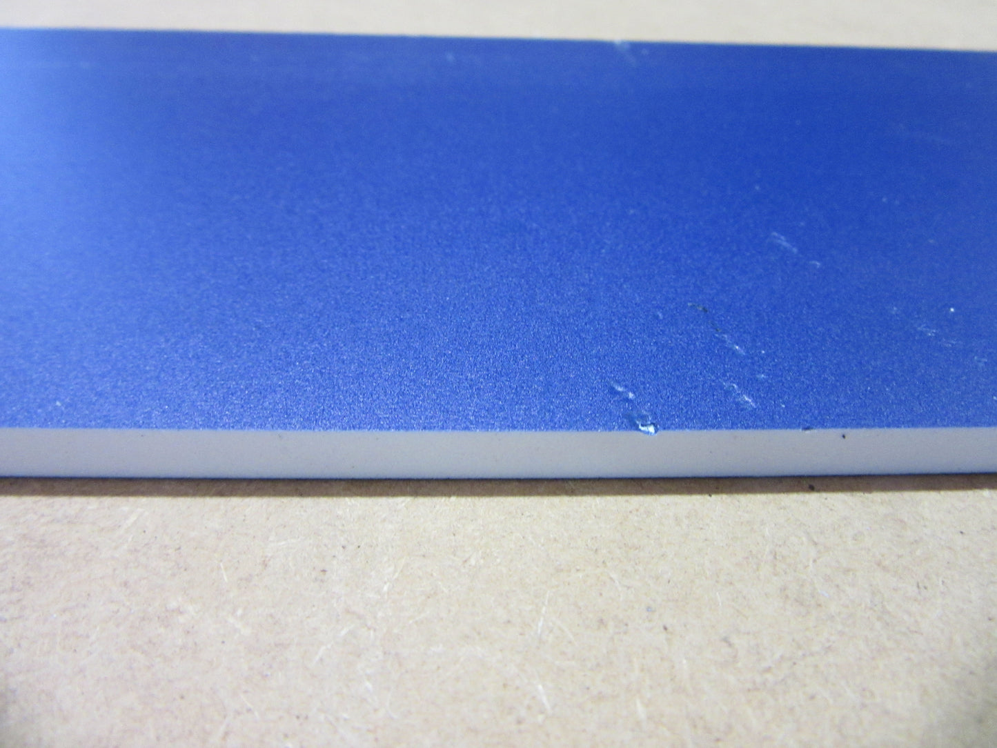 PVC Hartschaumplatte 6mm Zuschnitt Dunkelblau lackiert 495 x 117mm Kunststoffplatte