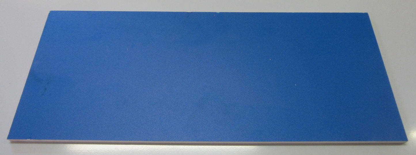 PVC Hartschaumplatte 6mm Zuschnitt weiß/blau ca. 350-345 x 145mm