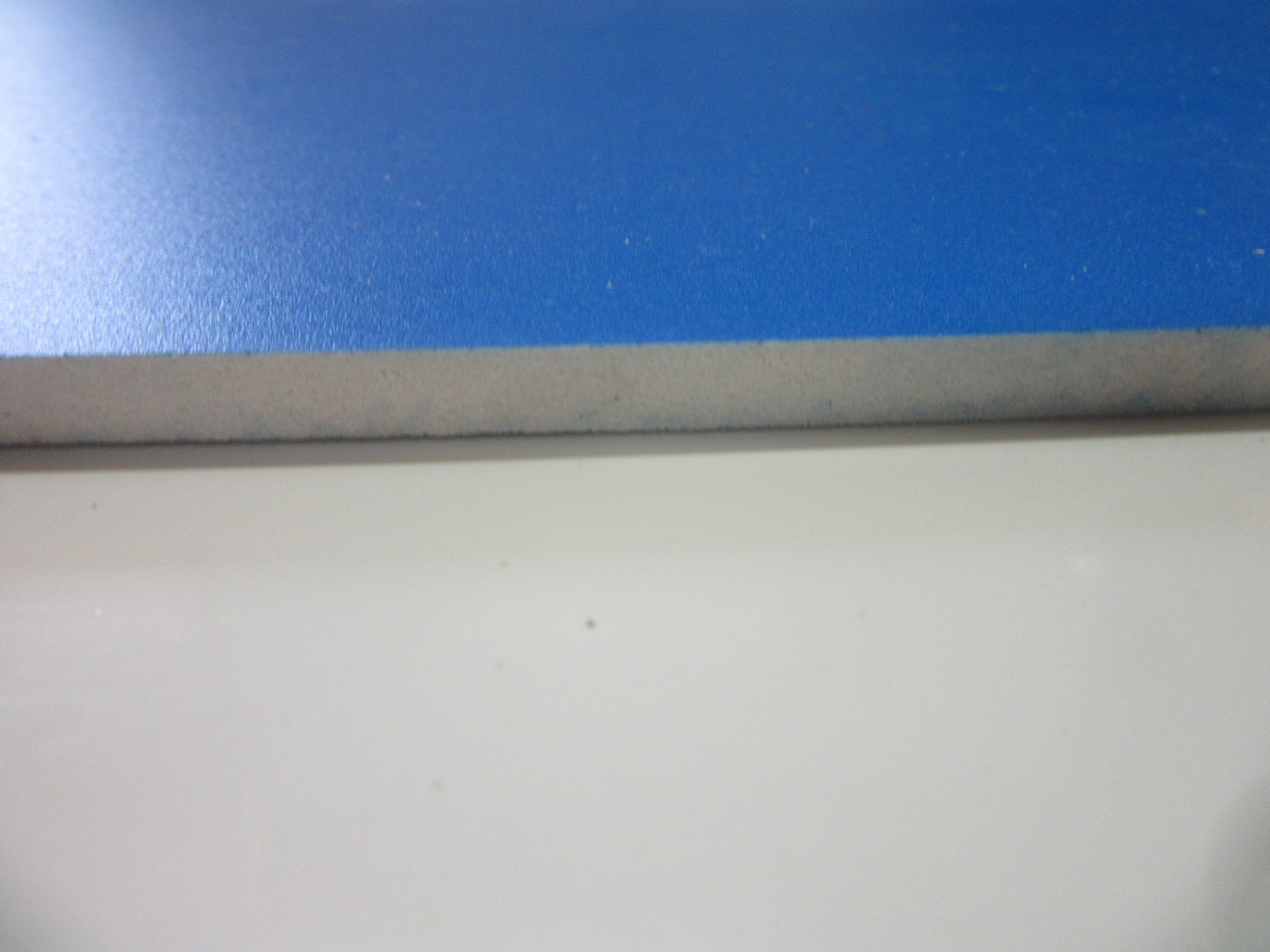 PVC Hartschaumplatte 6mm Zuschnitt weiß/blau 344 x 200mm
