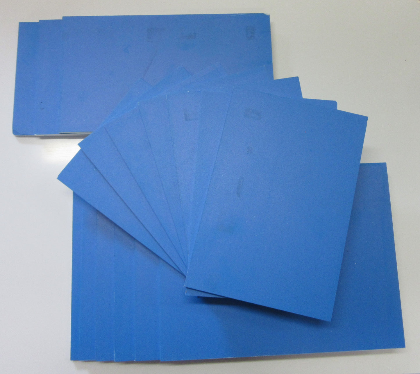 PVC Hartschaumplatten 6mm weiß/blau ca. 2 kg Reste - verschiedene Größen