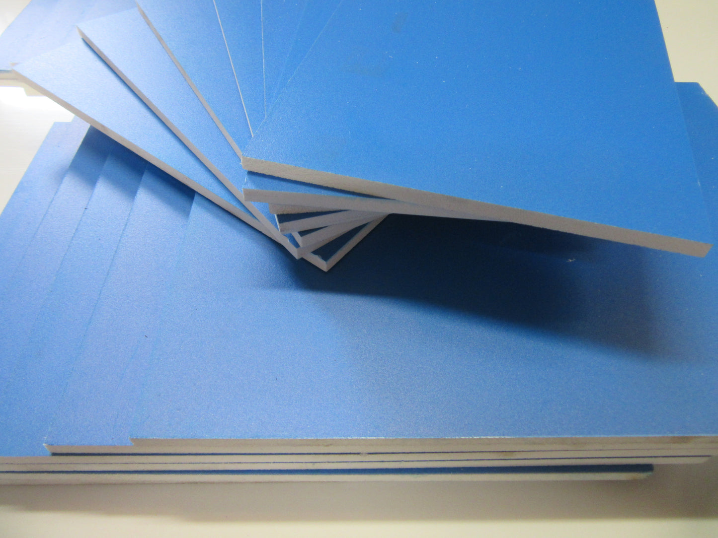 PVC Hartschaumplatten 6mm weiß/blau ca. 2 kg Reste - verschiedene Größen