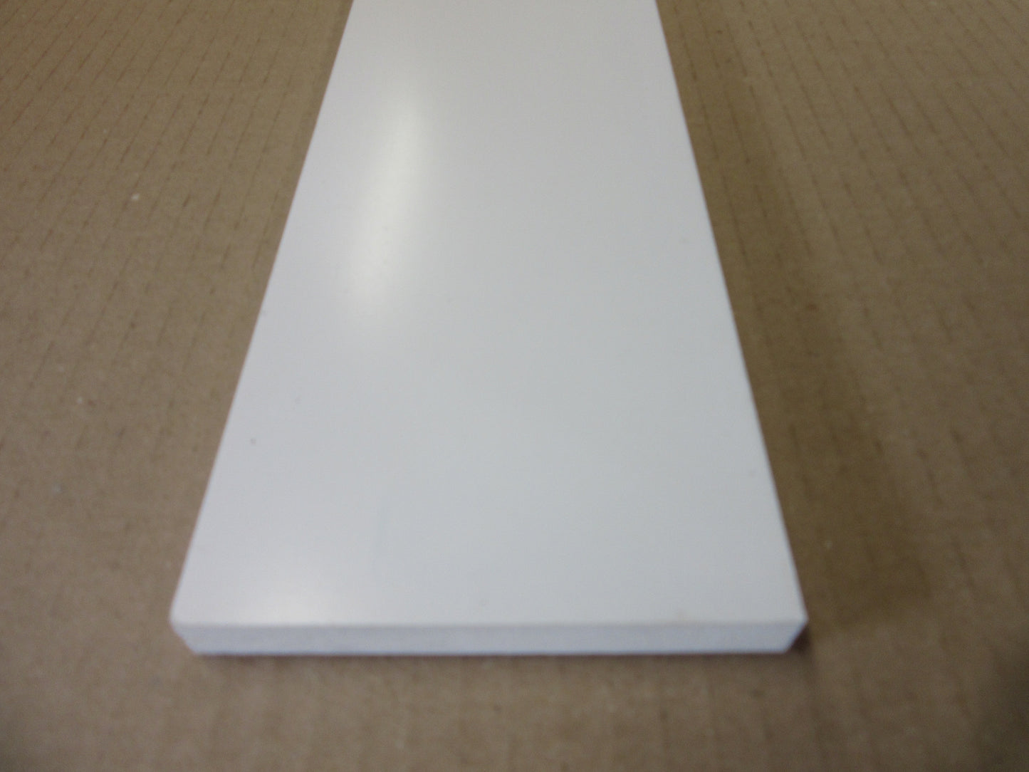 PVC Integralschaumplatte 10mm Zuschnitt weiß 605 x 43 mm - Kunststoff Platte