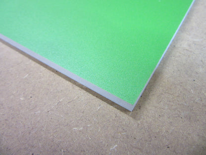PVC Hartschaumplatte 6mm Zuschnitt grün lackiert 685 x 295mm - Kunststoffplatte
