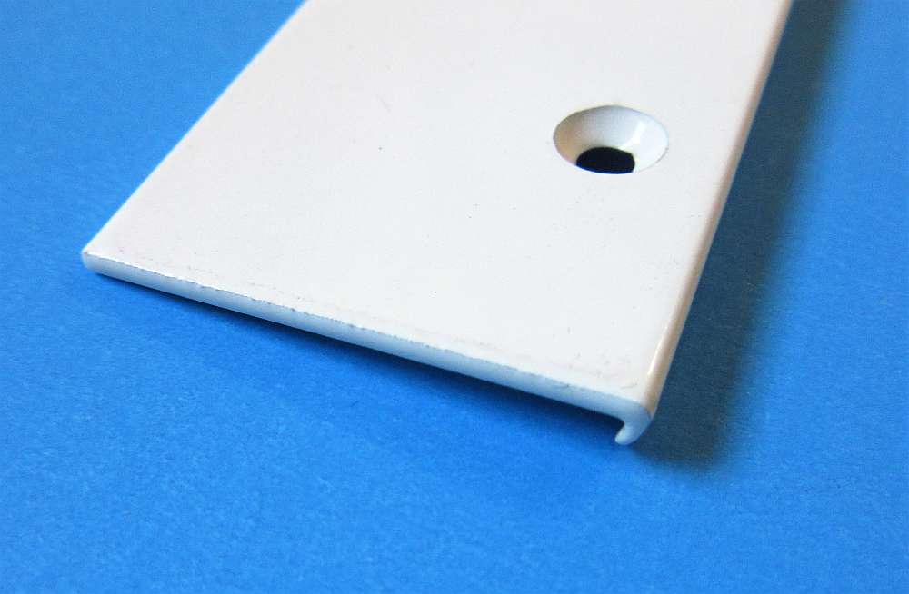 Alu-Endkappe Weiß für Balkonbretter 131,5 x 31mm für Stoßverbindung - Kömabord