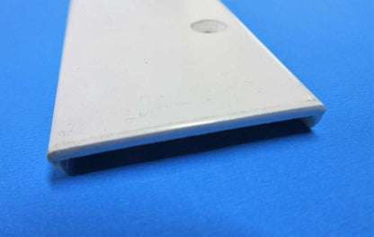 Alu-Endkappe für Balkonbretter 200 x 30mm - Weiß - Kömabord 8200
