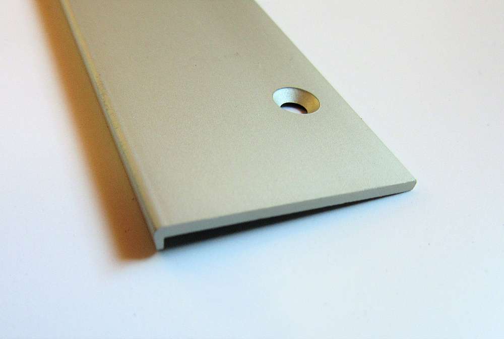 Alu-Endkappe Silber für Balkonbretter 181,5 x 31mm für Stoßverbindung -Kömabord