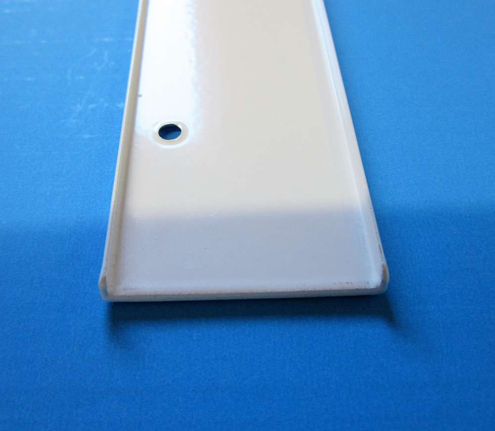 Alu-Endkappe für Balkonbretter 150 x 30mm - Weiß - Kömabord 8201