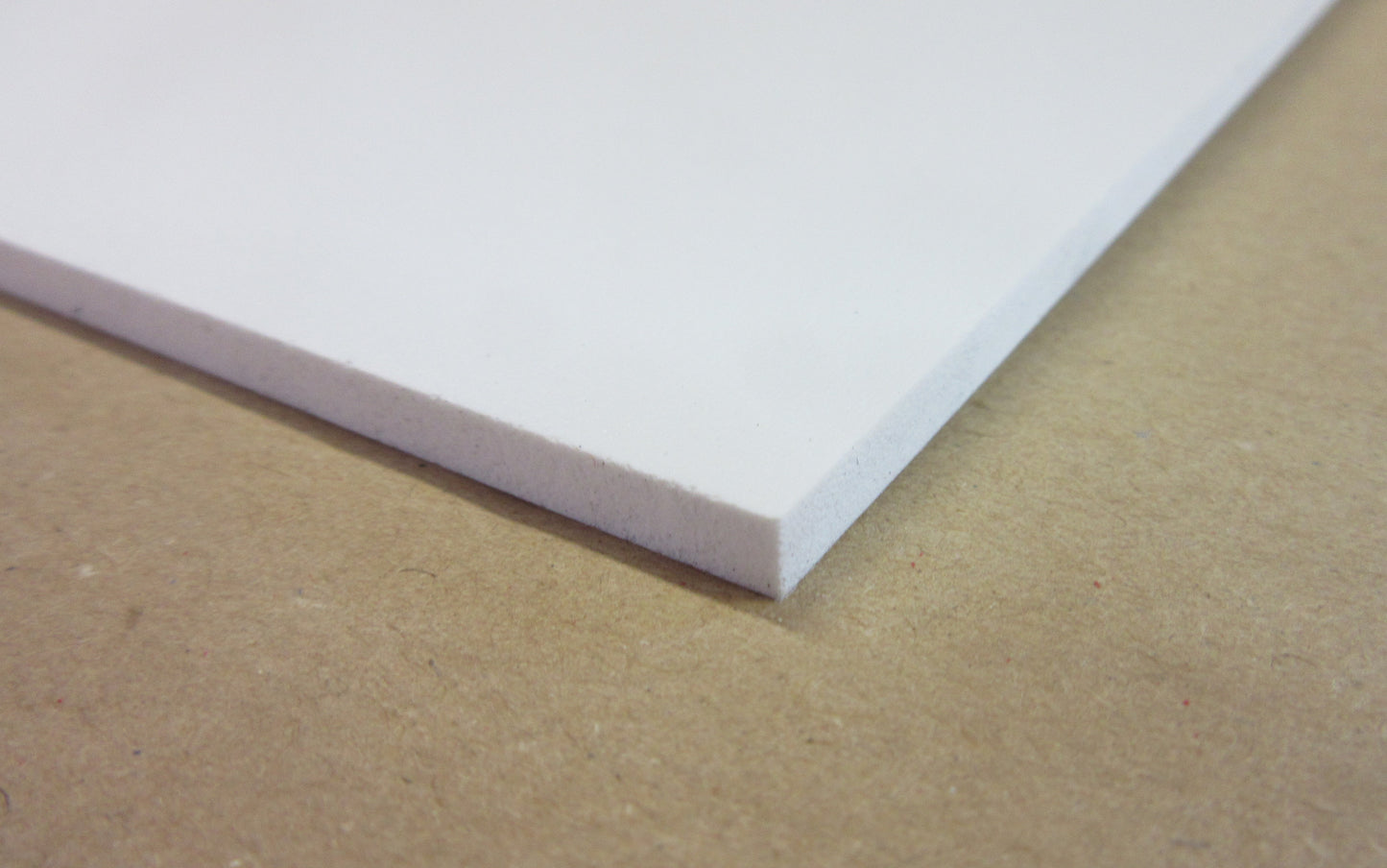 PVC Hartschaumplatte 6 mm weiß DIN A2 594 x 420mm Kunststoffplatte