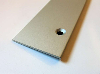 Alu-Endkappe Silber für Balkonbretter 131,5 x 31mm für Stoßverbindung -Kömabord