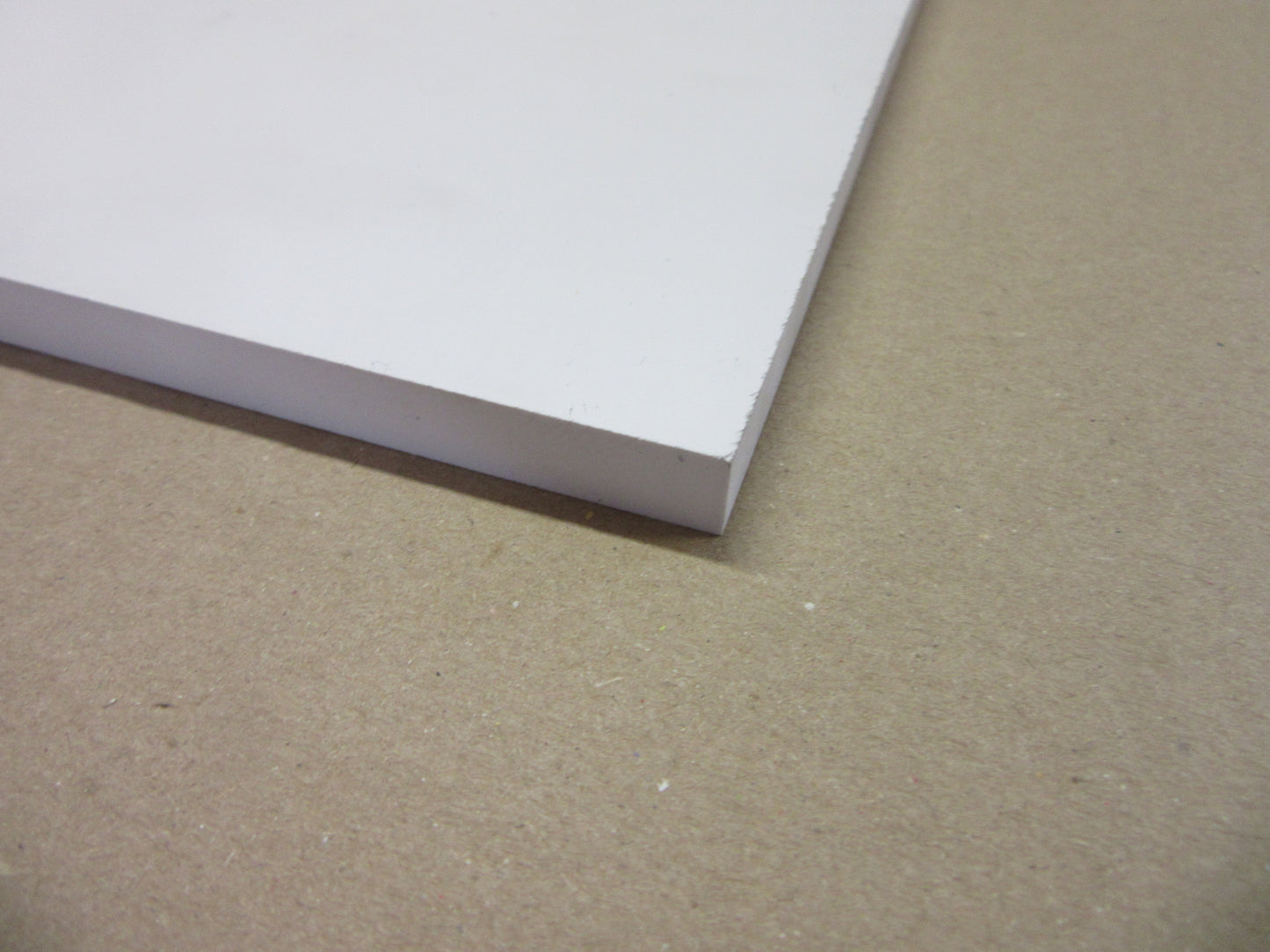 HPL Platte 10mm Interior B2 UCC 237 weiss matt DIN A4 297 x 210mm GetaLit®
