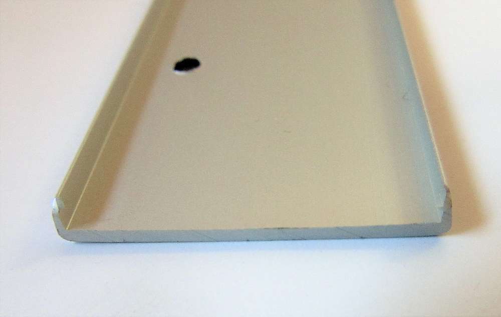 Alu-Endkappe für Balkonbretter 150 x 30mm - Silber - Kömabord 8201