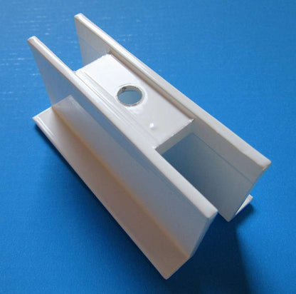 Alu-Doppel-Profilhalter für Balkonbretter - Weiß - Für Stoßverbindung - Kömabord