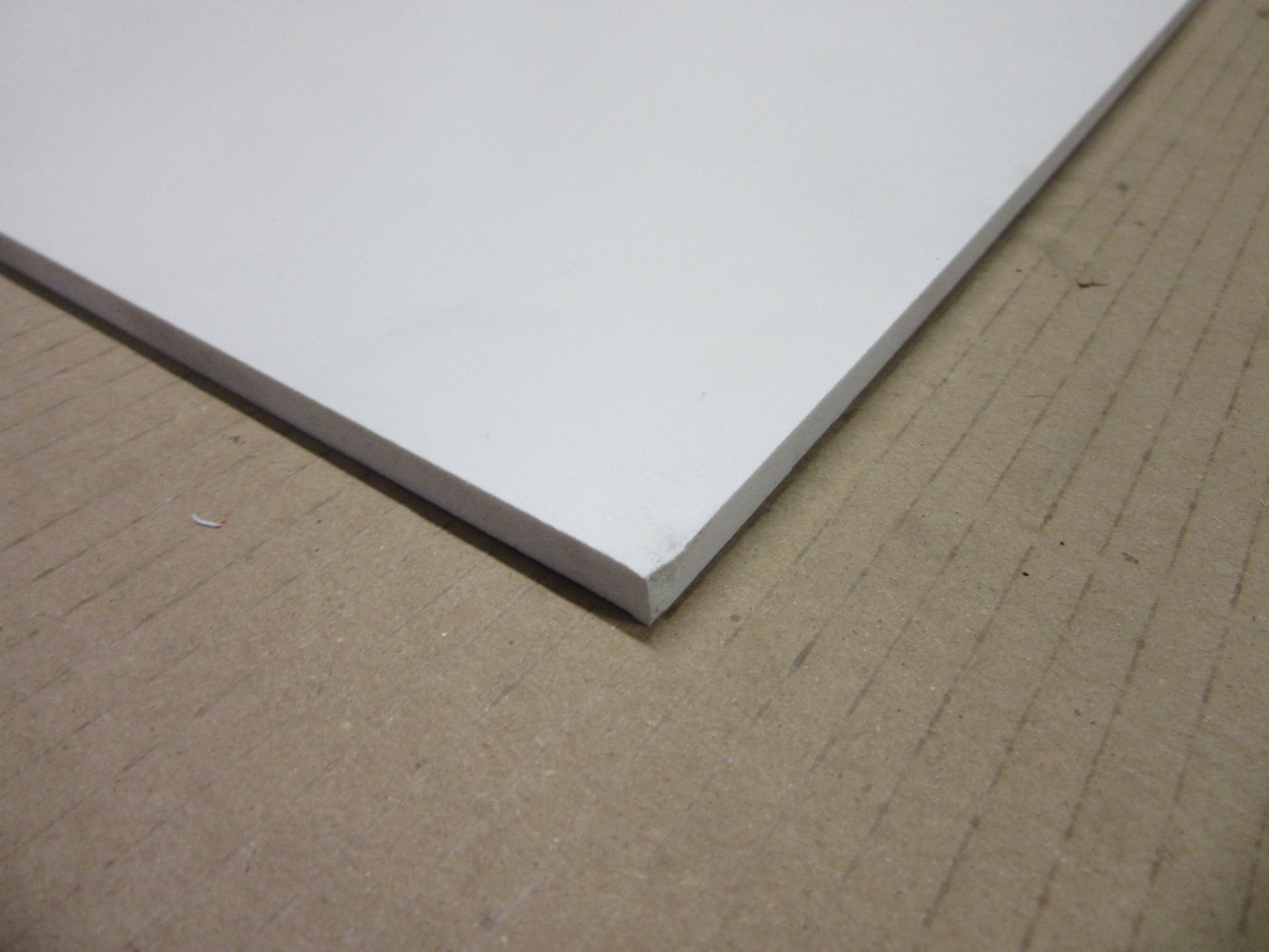 PVC Hartschaumplatte 6mm Zuschnitt schwarz lackiert 720 x 463mm Kunststoffplatte