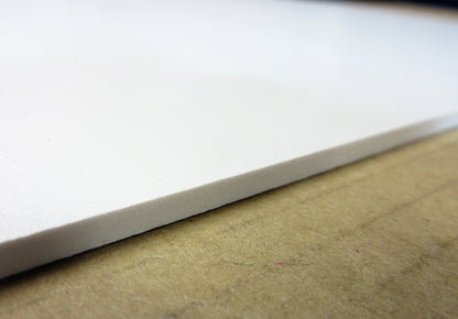 PVC Hartschaumplatte 3mm Streifen weiß 548 x 45mm - Kunststoff Platte SIMOPOR S