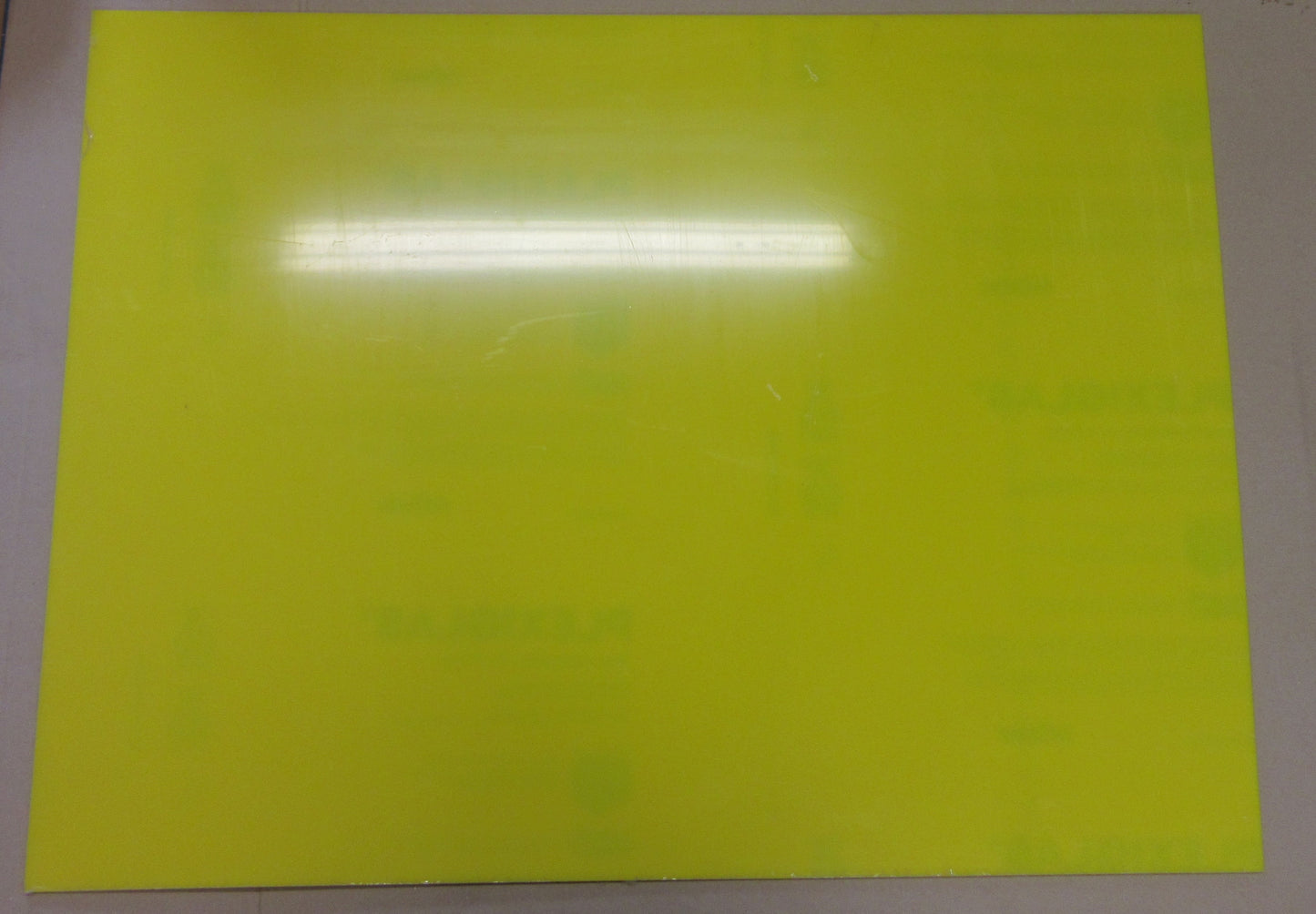 PLEXIGLAS® farbig GS gelb 4mm Zuschnitt 955 x 707 mm - Kunststoffglas - Acrylglas