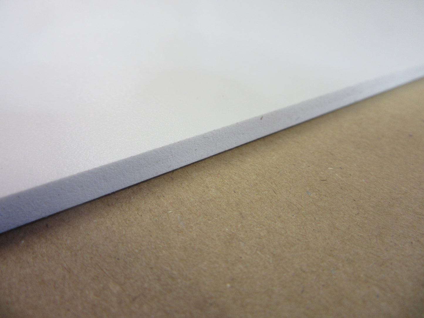 PVC Hartschaumplatte 6 mm weiß DIN A2 594 x 420mm Kunststoffplatte