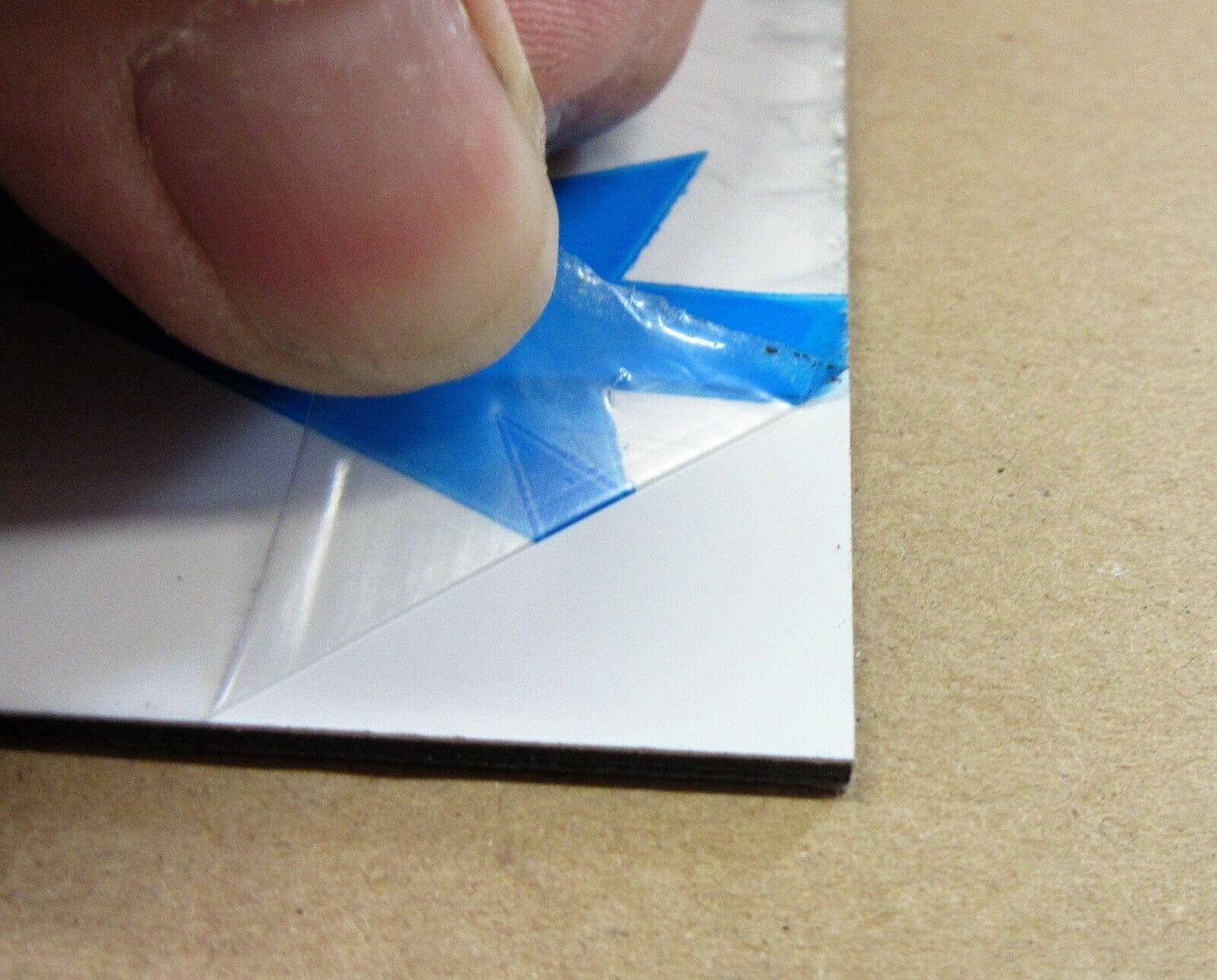 Alu-Verbundplatte 2 mm weiß Zuschnitt 330 x 315mm, Deckschicht 0,25mm DIBOND®