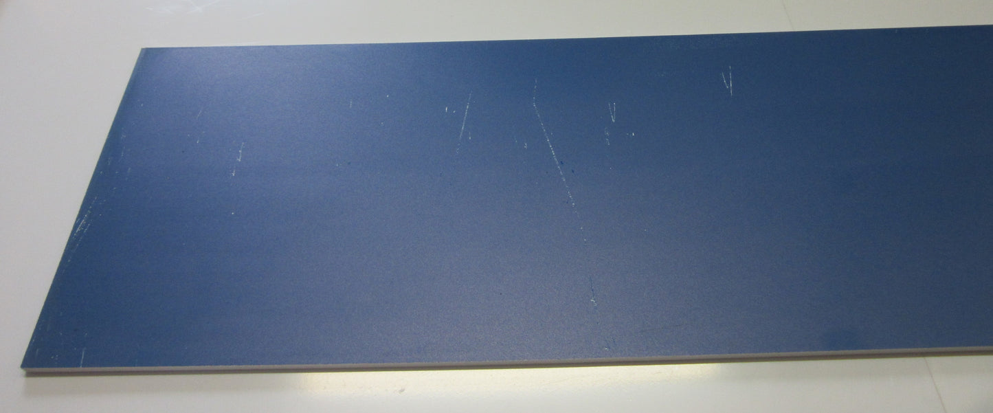 PVC Hartschaumplatte 6mm Zuschnitt Dunkelblau lackiert 1010 x 250mm Kunststoffplatte