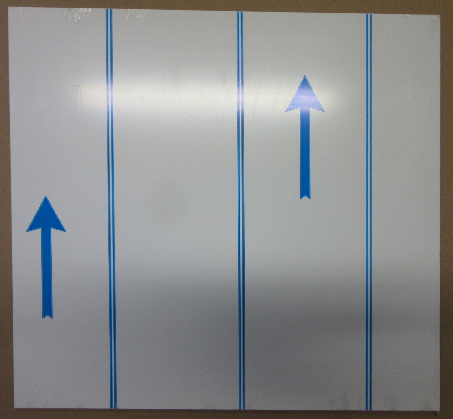 Alu-Verbundplatte 2 mm weiß Zuschnitt 427 x 400/397mm, Deckschicht 0,25 mm DIBOND®