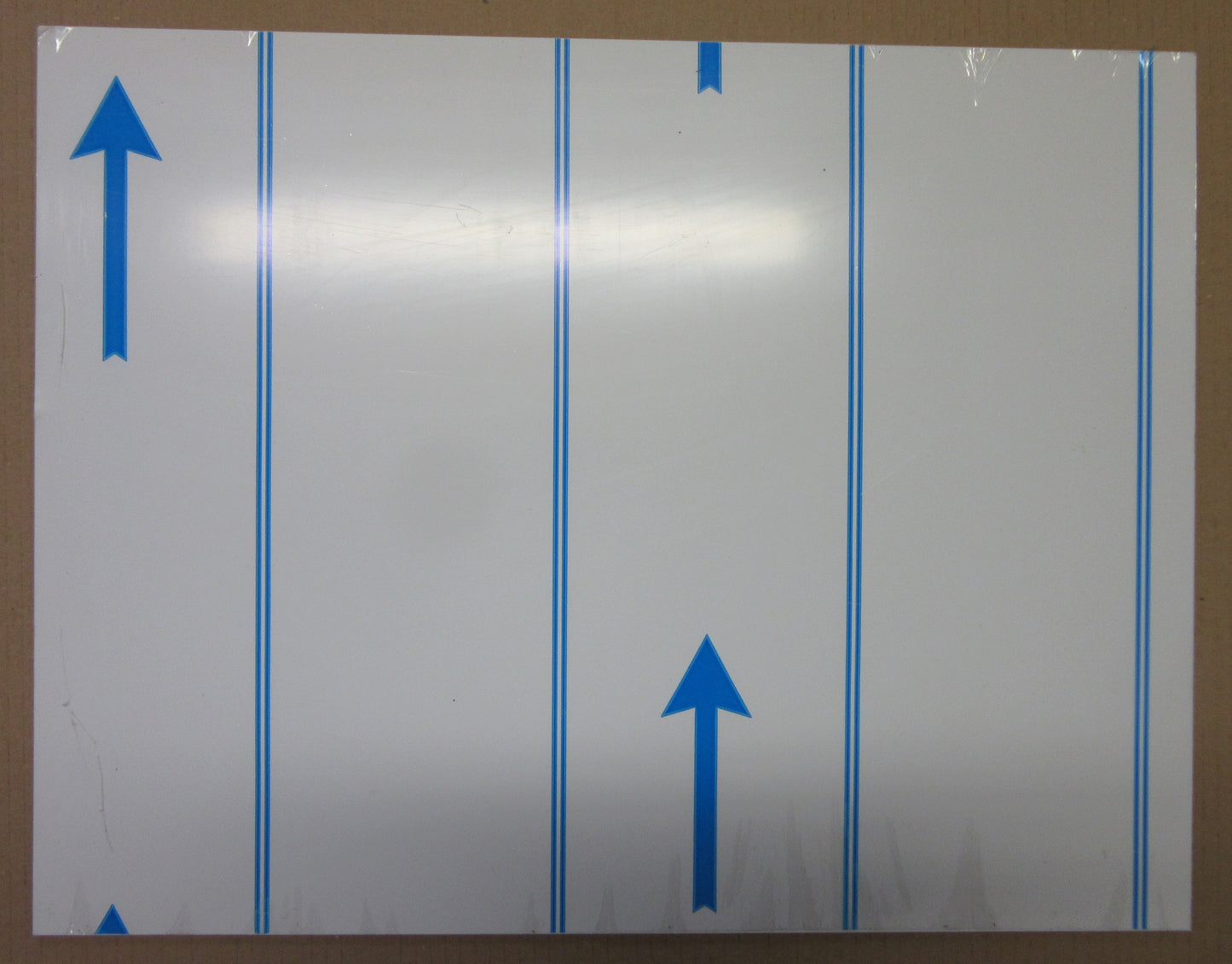 Alu-Verbundplatte 2 mm weiß Zuschnitt 507 x 392/388mm, Deckschicht 0,25 mm DIBOND®