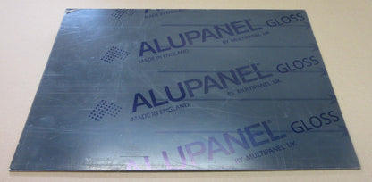 Alu-Verbundplatte 3 mm Dunkelgrau glänzend 537 x 378mm, Deckschicht 0,3 mm ALUPANEL®