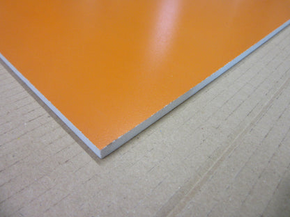 PVC Hartschaumplatte 6mm Zuschnitt Orange lackiert 697 x 422mm - Simopor S Kunststoff Platte