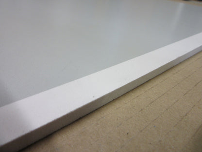PVC Hartschaumplatte 6mm Zuschnitt hellgrau lackiert 679-666 x 365mm - Kunststoff Platte