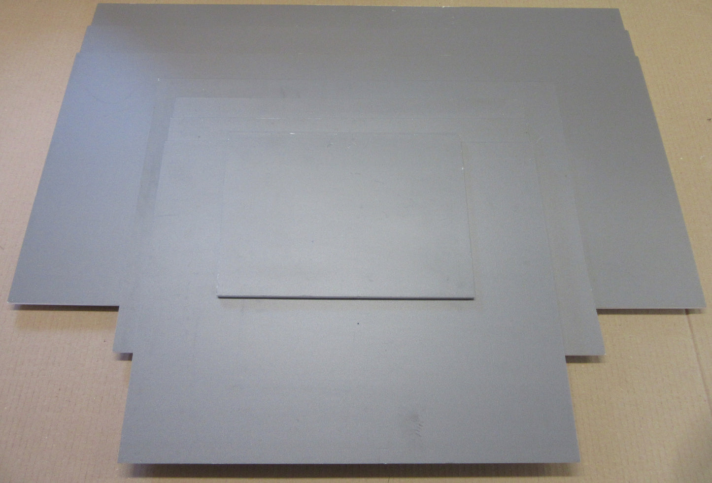 PVC Hartschaumplatten 6mm ca. 4 kg Reste Weiß/Silber - Kunststoff Platte
