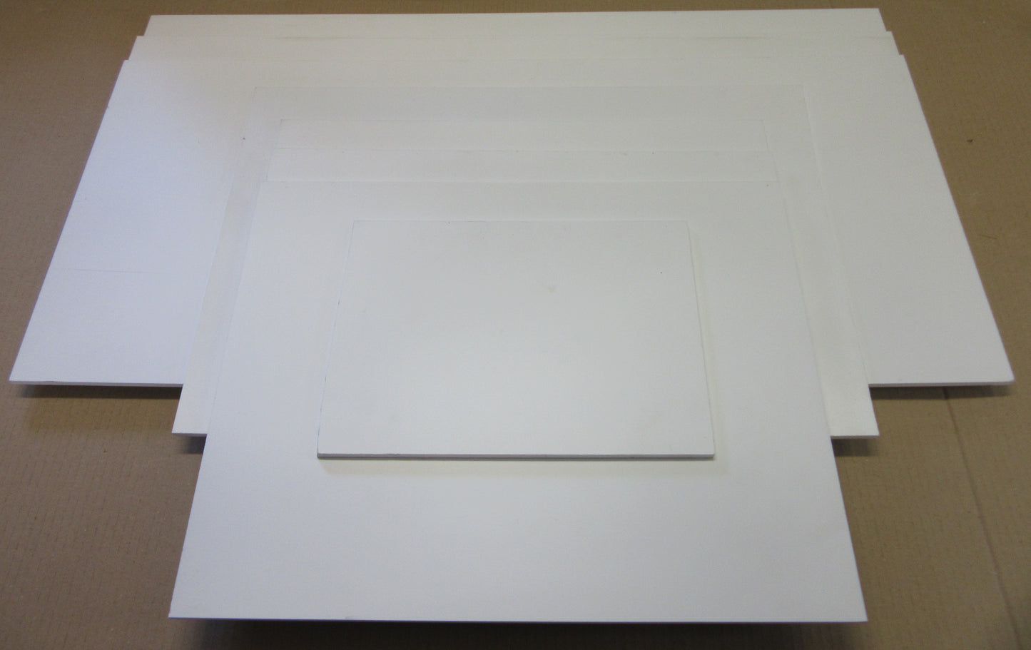 PVC Hartschaumplatten 6mm ca. 4 kg Reste Weiß/Silber - Kunststoff Platte
